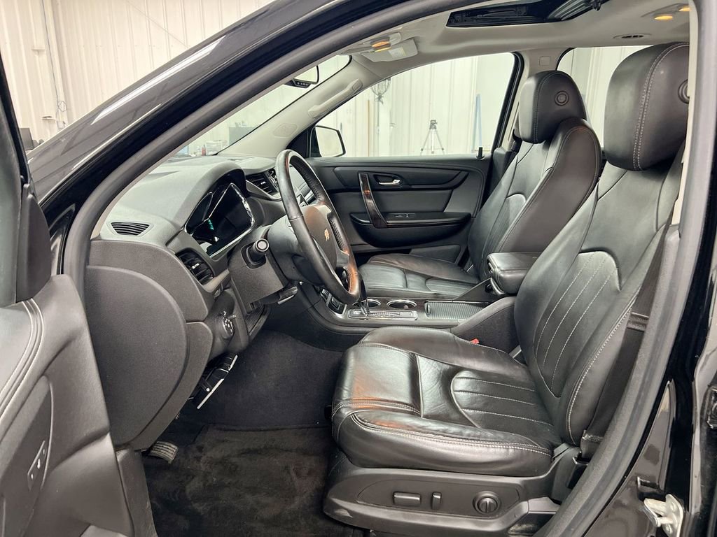 Used 2017 Chevrolet Traverse Premier AWD/4WD image 21