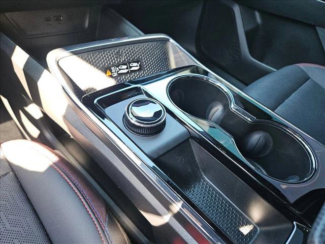 Used 2025 Chevrolet Equinox RS image 14