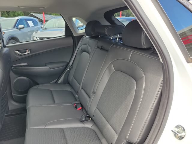 Used 2021 Hyundai Kona Ultimate w/ Cargo Package FWD image 11