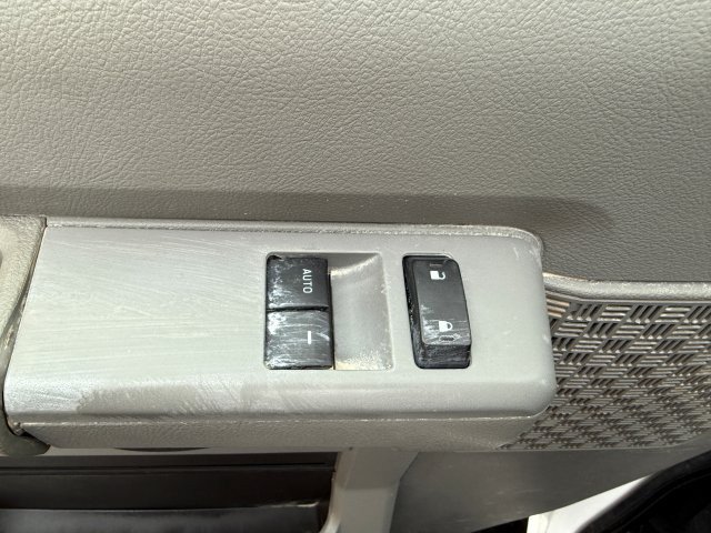 Used 2019 Ford E-350 and Econoline 350 Super Duty w/ Power Windows & Locks Group RWD image 24