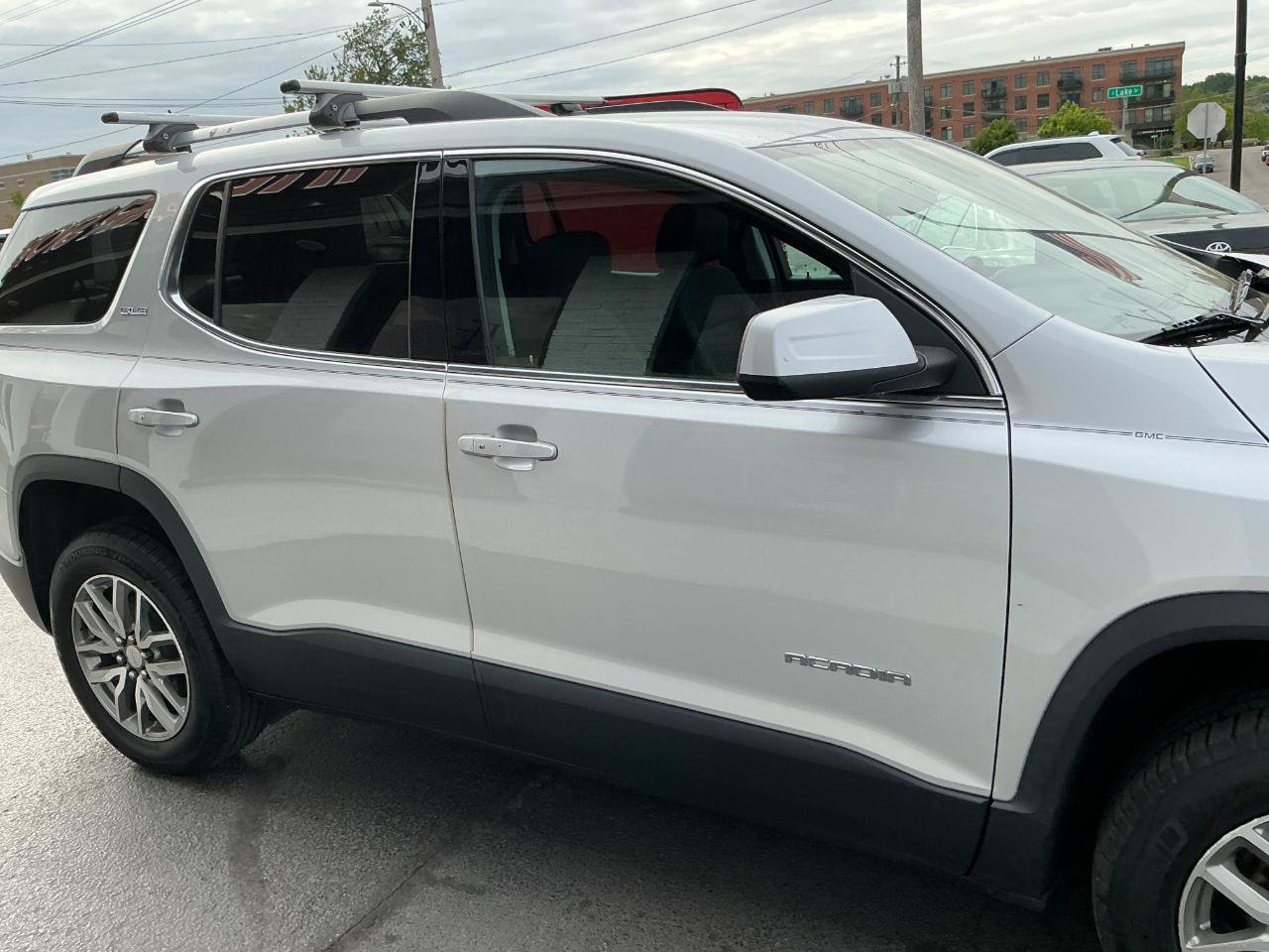 Used 2019 GMC Acadia SLE w/ LPO, Floor Liner Package FWD image 26