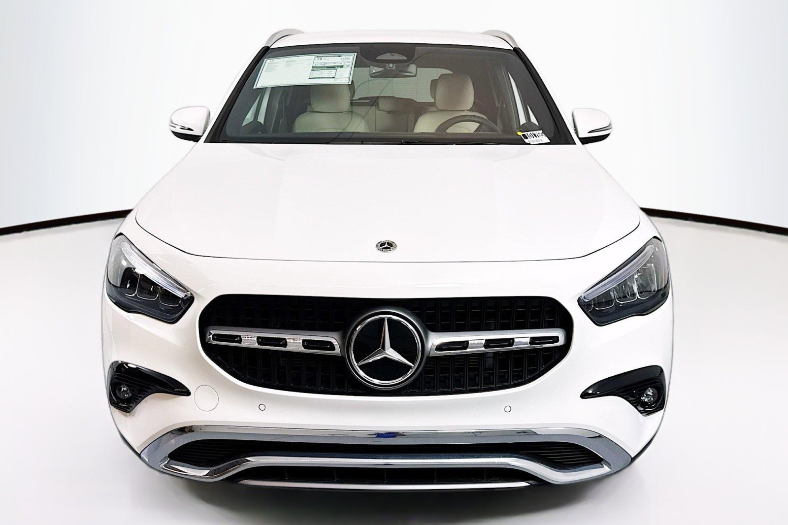 New 2025 Mercedes-Benz GLA 250 image 2