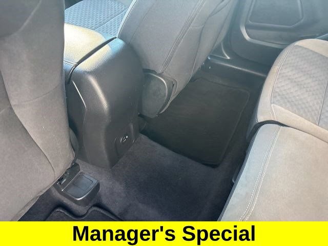 Used 2022 Ford Escape SE FWD image 32