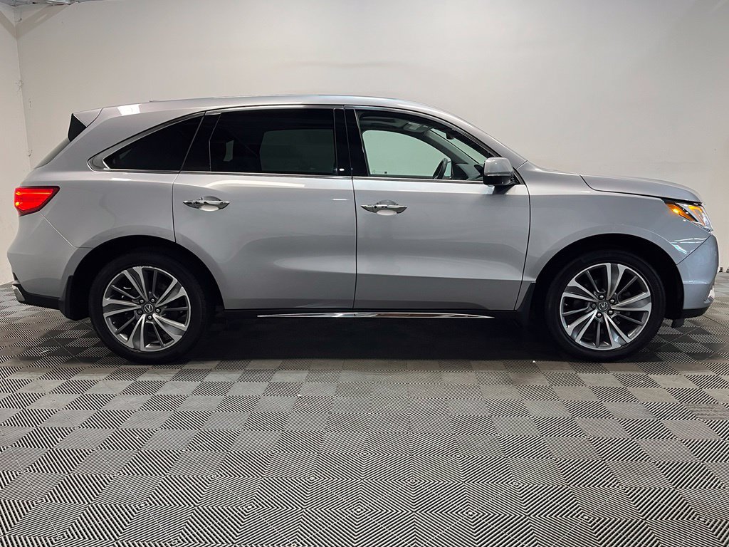 Used 2017 Acura MDX w/ Technology Package AWD/4WD image 4