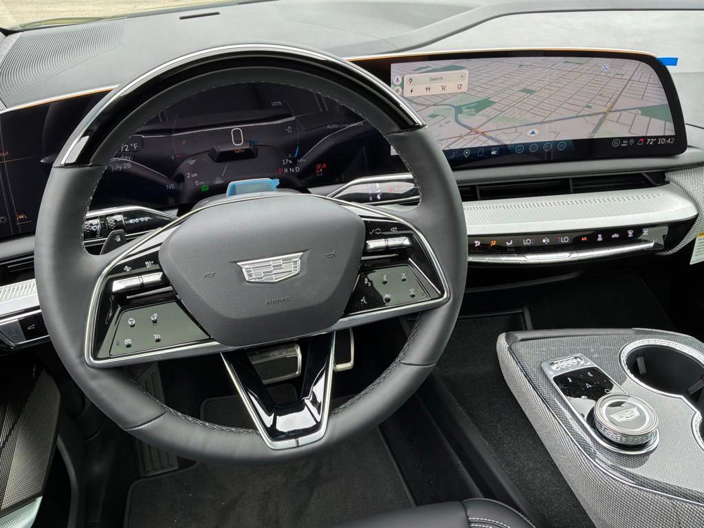 New 2027 Cadillac Optiq Luxury AWD/4WD image 34