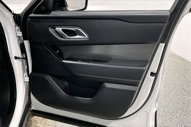 Used 2021 Land Rover Range Rover Velar S image 29