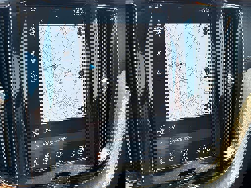 Used 2020 Volvo XC60 T5 Inscription w/ Protection Package Premier image 14