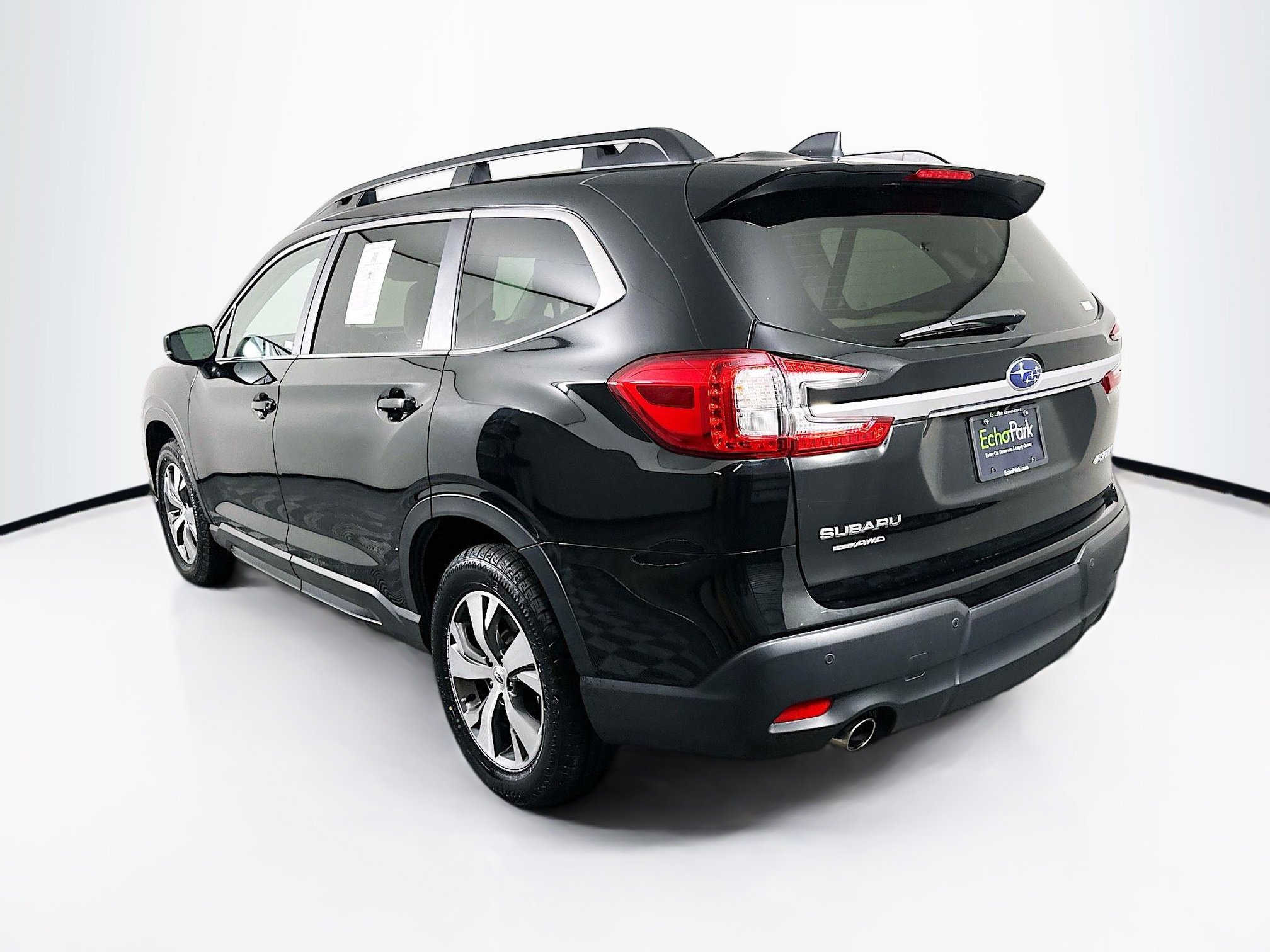 Used 2025 Subaru Ascent Premium image 5