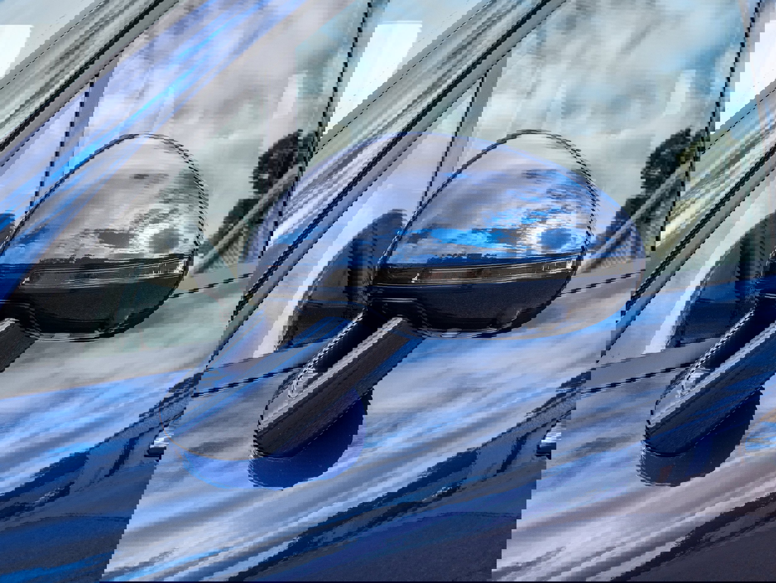 Used 2024 Porsche Macan image 13