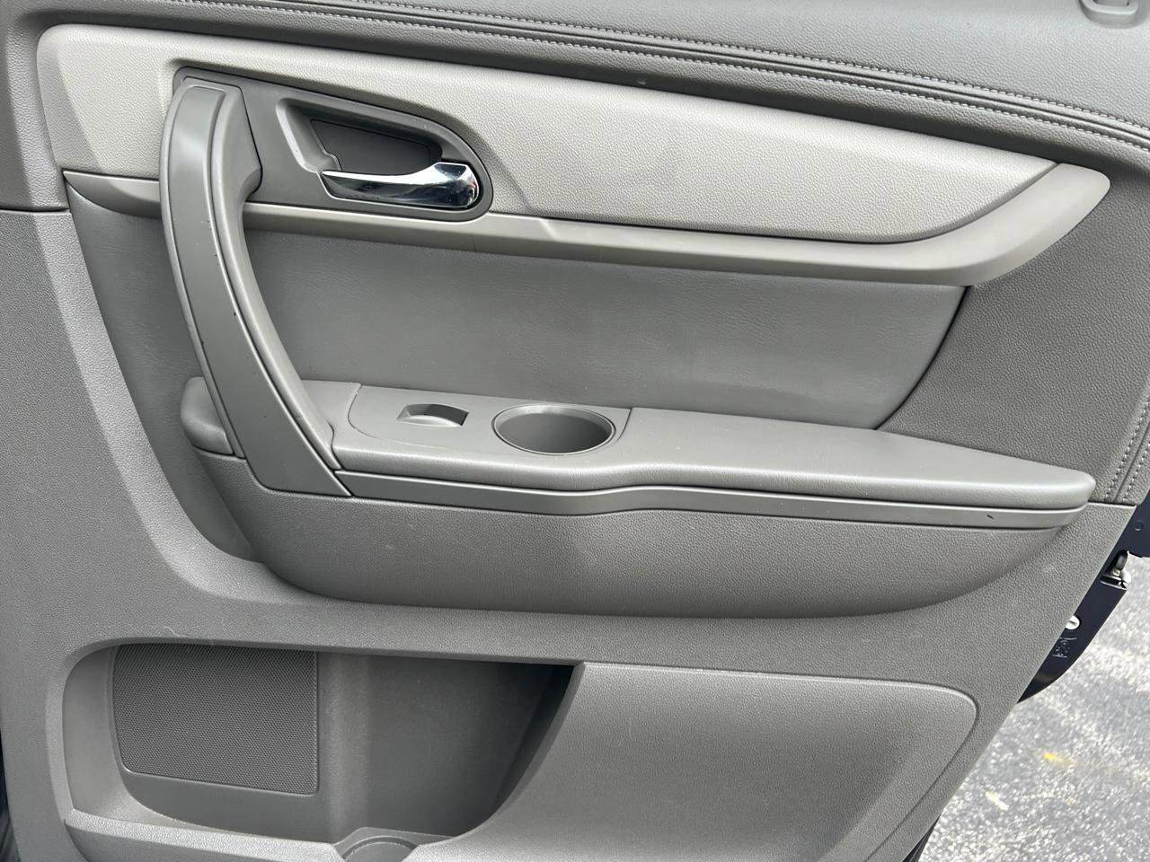 Used 2013 Chevrolet Traverse LS image 30