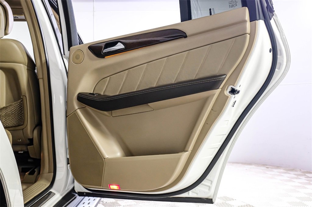 Used 2015 Mercedes-Benz GL 320 BlueTEC 4MATIC image 52