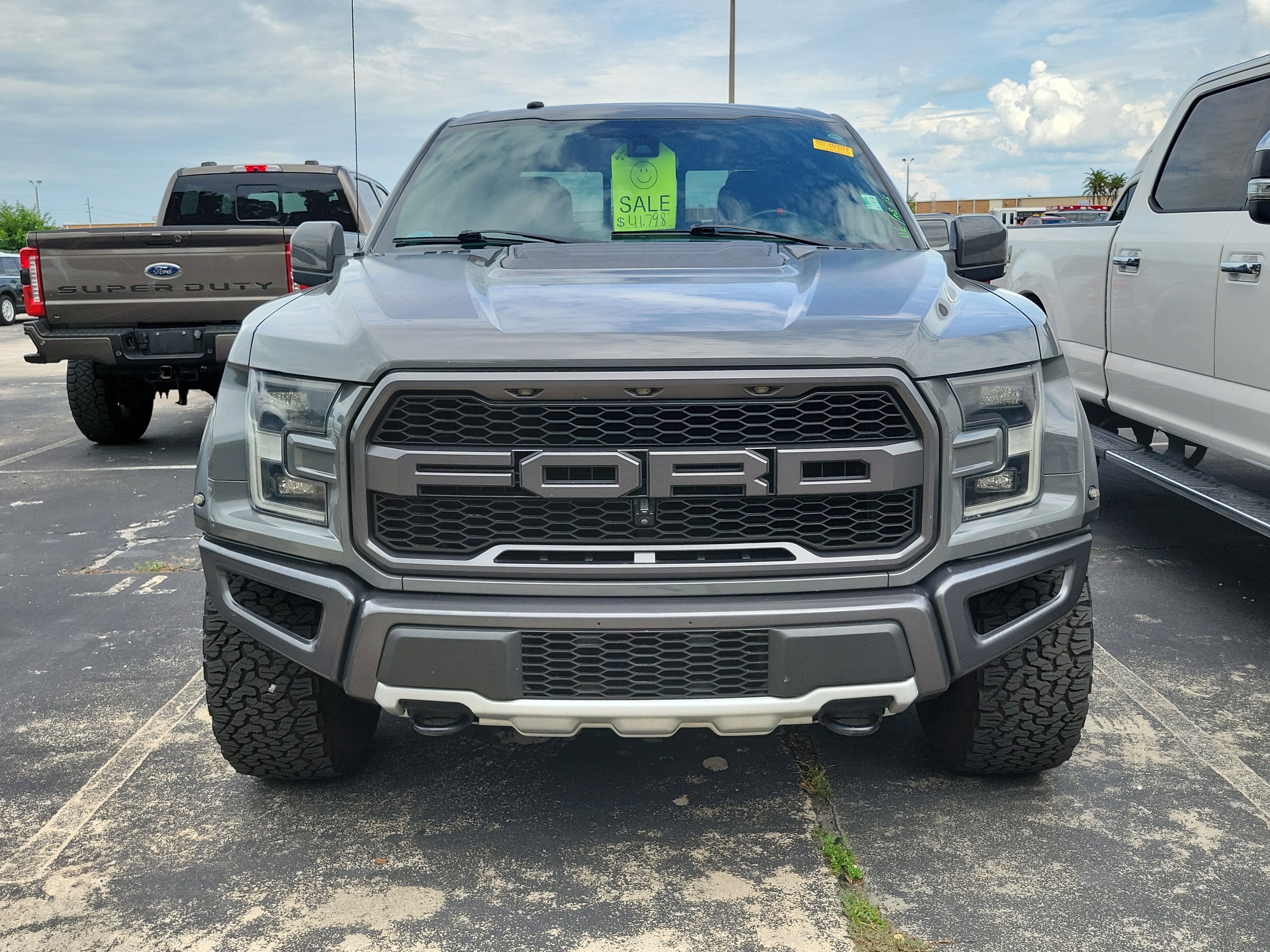 Used 2018 Ford F150 Raptor w/ Equipment Group 802A Luxury AWD/4WD image 2