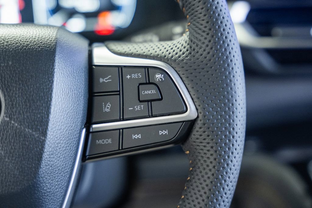 New 2026 Toyota Sienna XLE Woodland Edition image 26