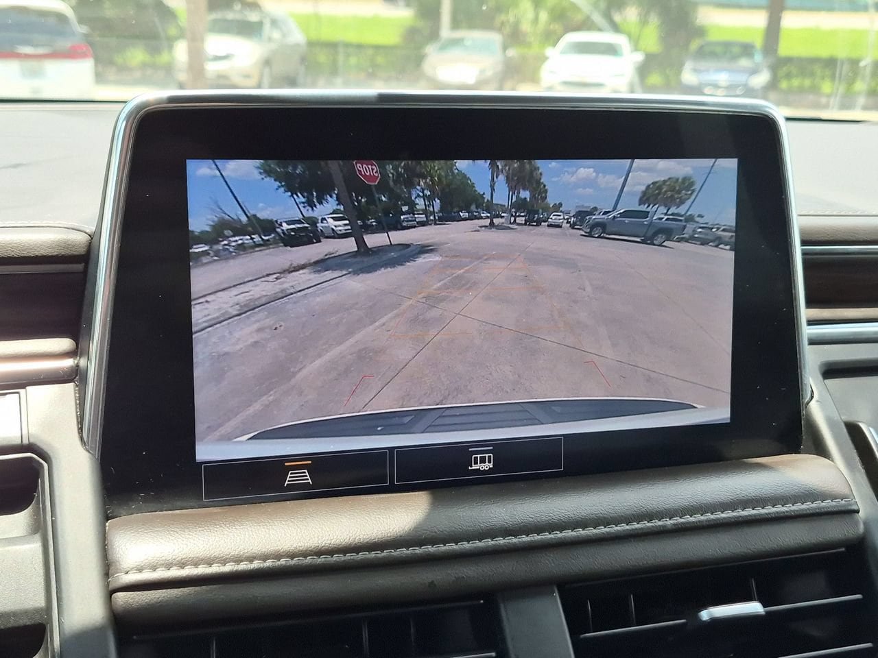 Certified 2021 Chevrolet Tahoe LT RWD image 15