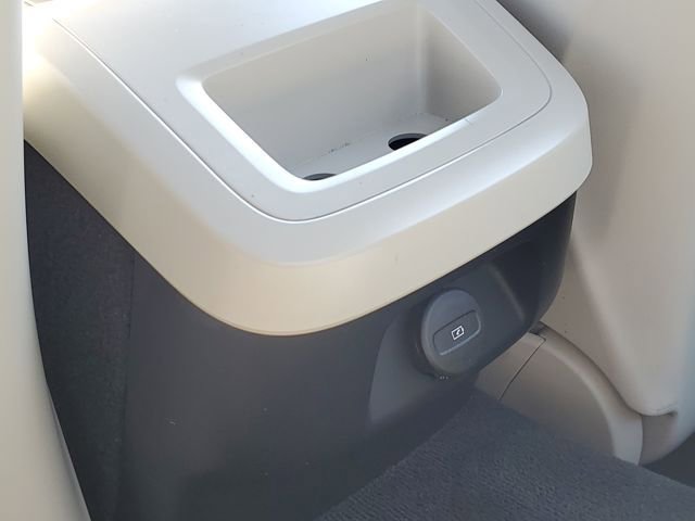 Used 2024 Volvo S60 B5 Core image 29