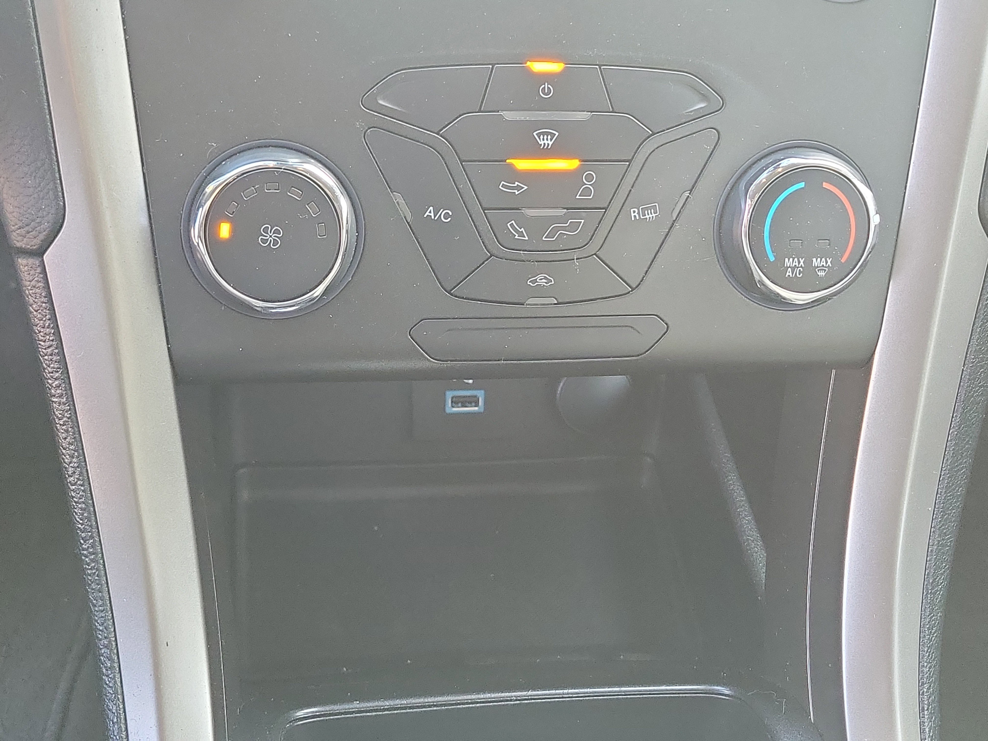 Used 2020 Ford Fusion S image 23