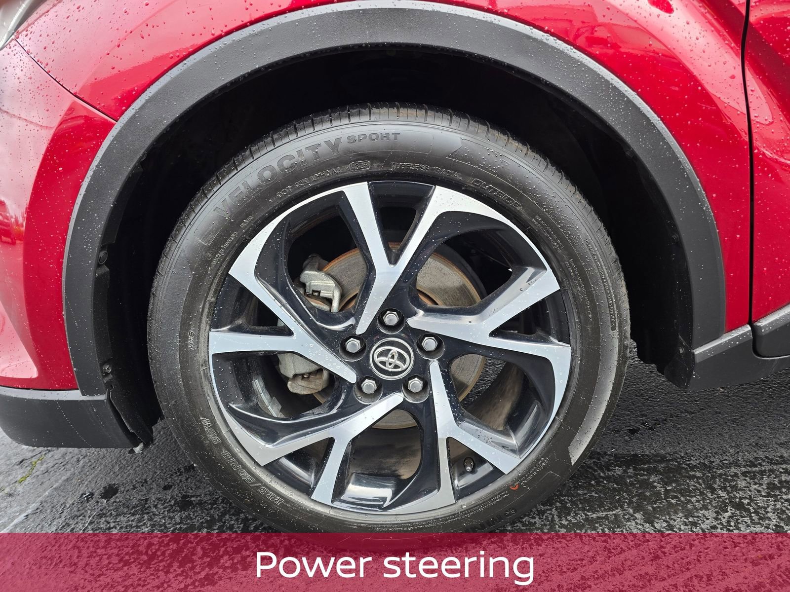 Used 2018 Toyota C-HR XLE image 10