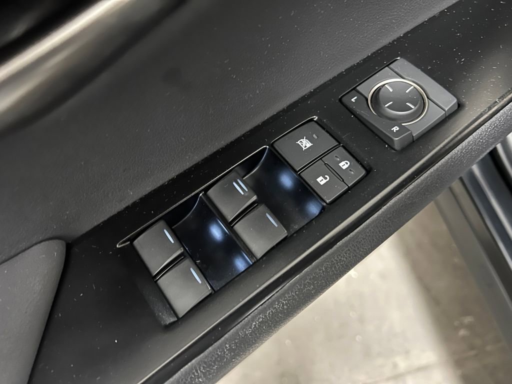 Used 2022 Lexus UX 250h w/ Premium Package image 13