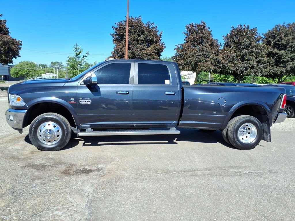 Used 2016 RAM 3500 Laramie Longhorn w/ Convenience Group AWD/4WD image 2