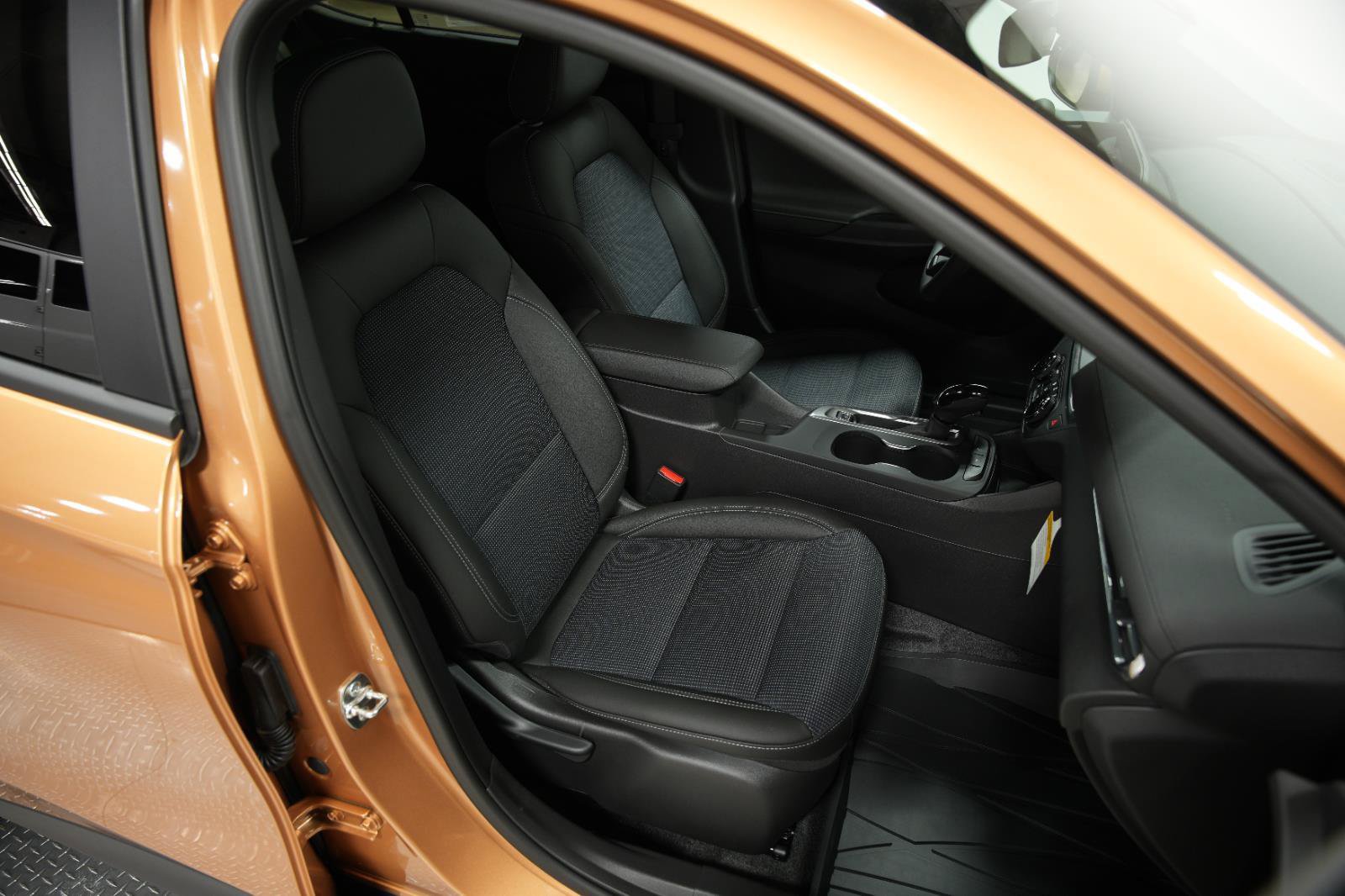 New 2026 Buick Envista Sport Touring w/ Convenience I Package FWD image 17