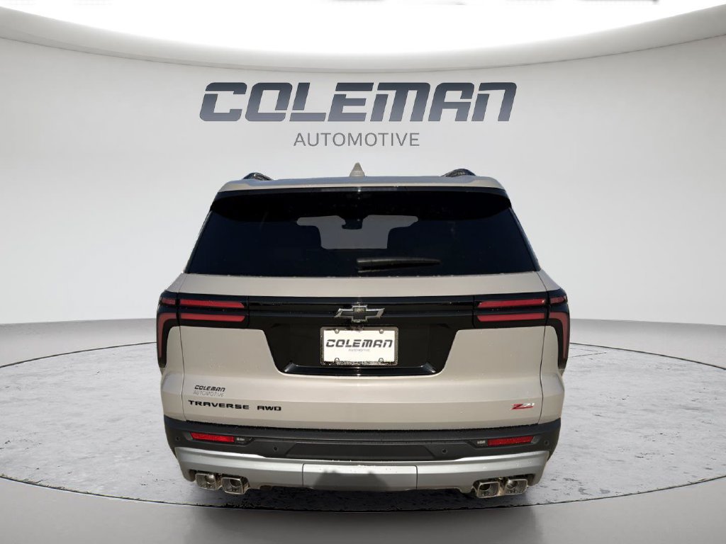 New 2027 Chevrolet Traverse Z71 w/ Enhanced Driving Package AWD/4WD image 7