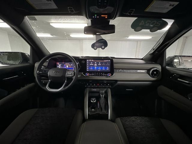 Certified 2024 Chevrolet Colorado ZR2 w/ ZR2 Bison Edition AWD/4WD image 20