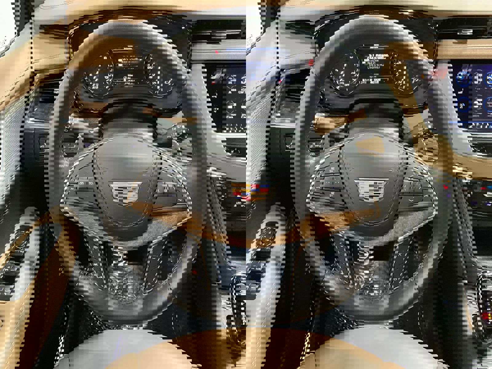 Used 2022 Cadillac XT5 Sportv w/ Platinum Package image 5