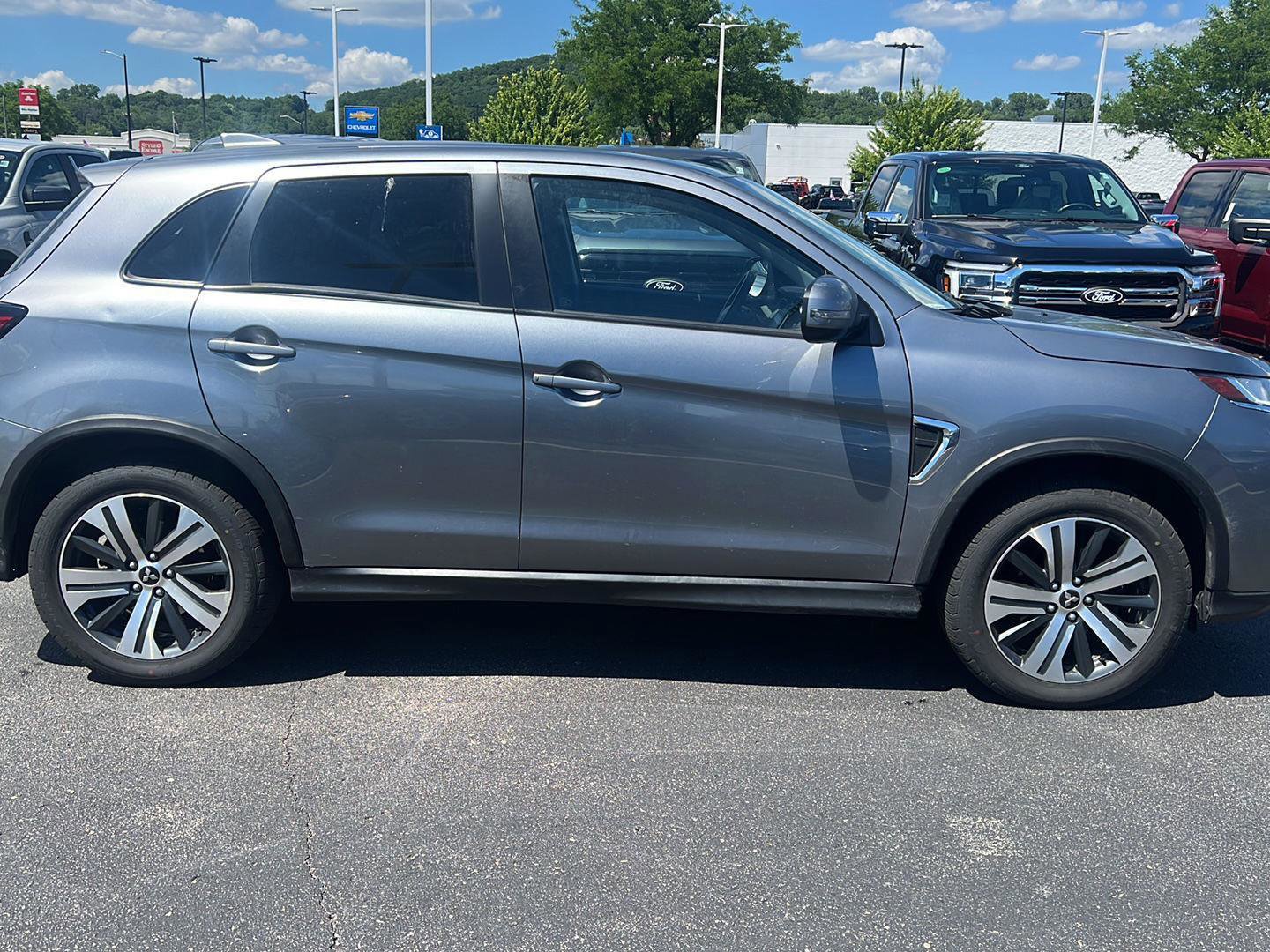 Used 2021 Mitsubishi Outlander Sport SE AWD/4WD image 3