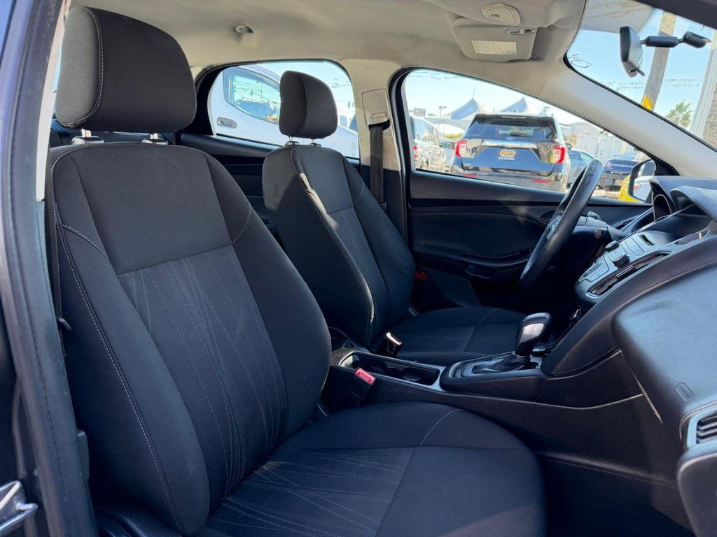 Used 2015 Ford Focus S image 21