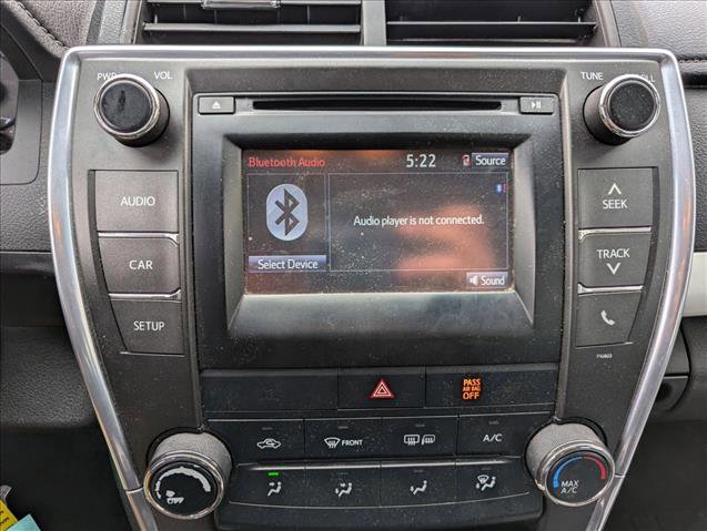 Used 2015 Toyota Camry SE w/ Moonroof Package FWD image 14