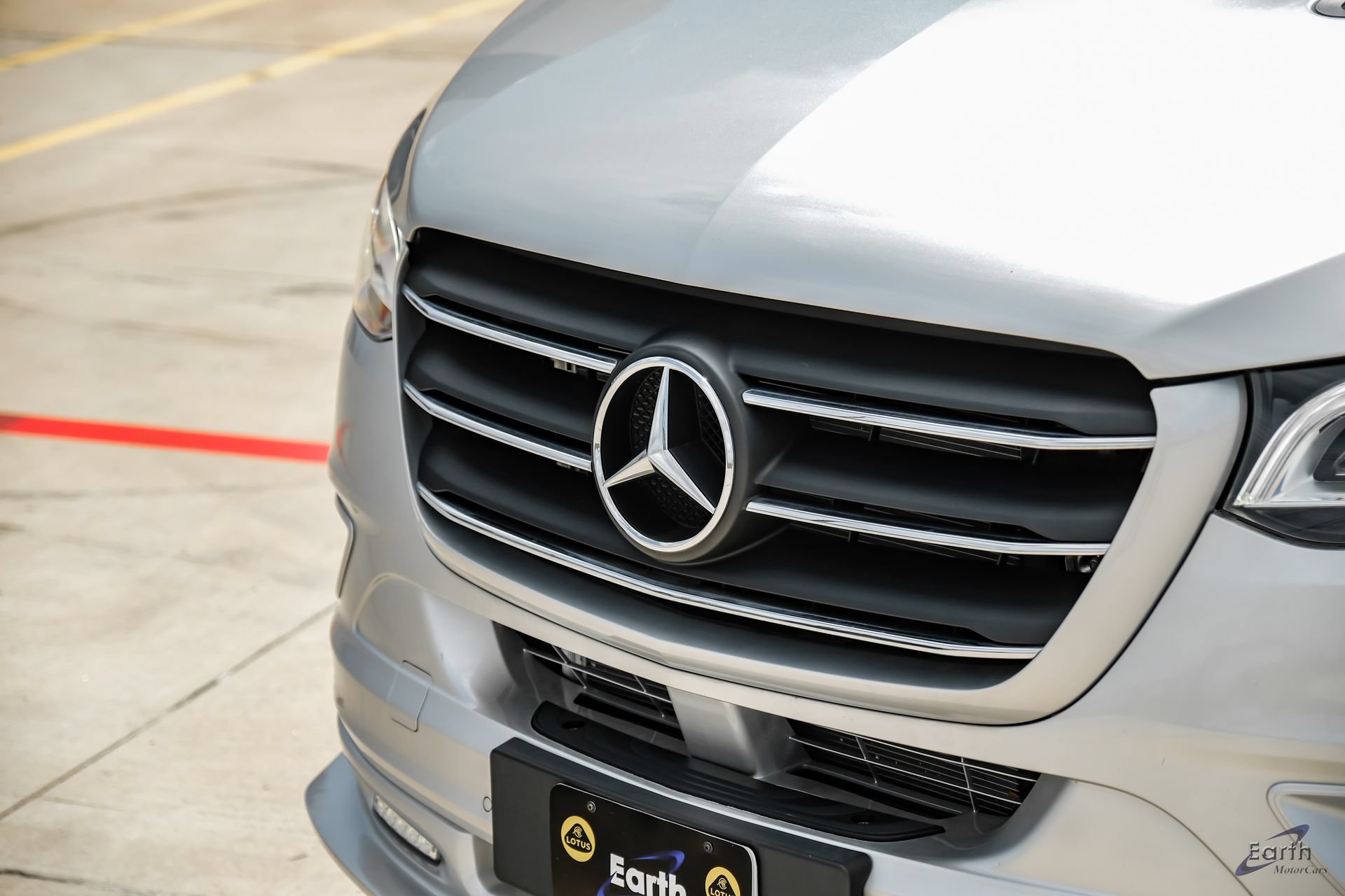 Used 2023 Mercedes-Benz Sprinter 3500 image 28