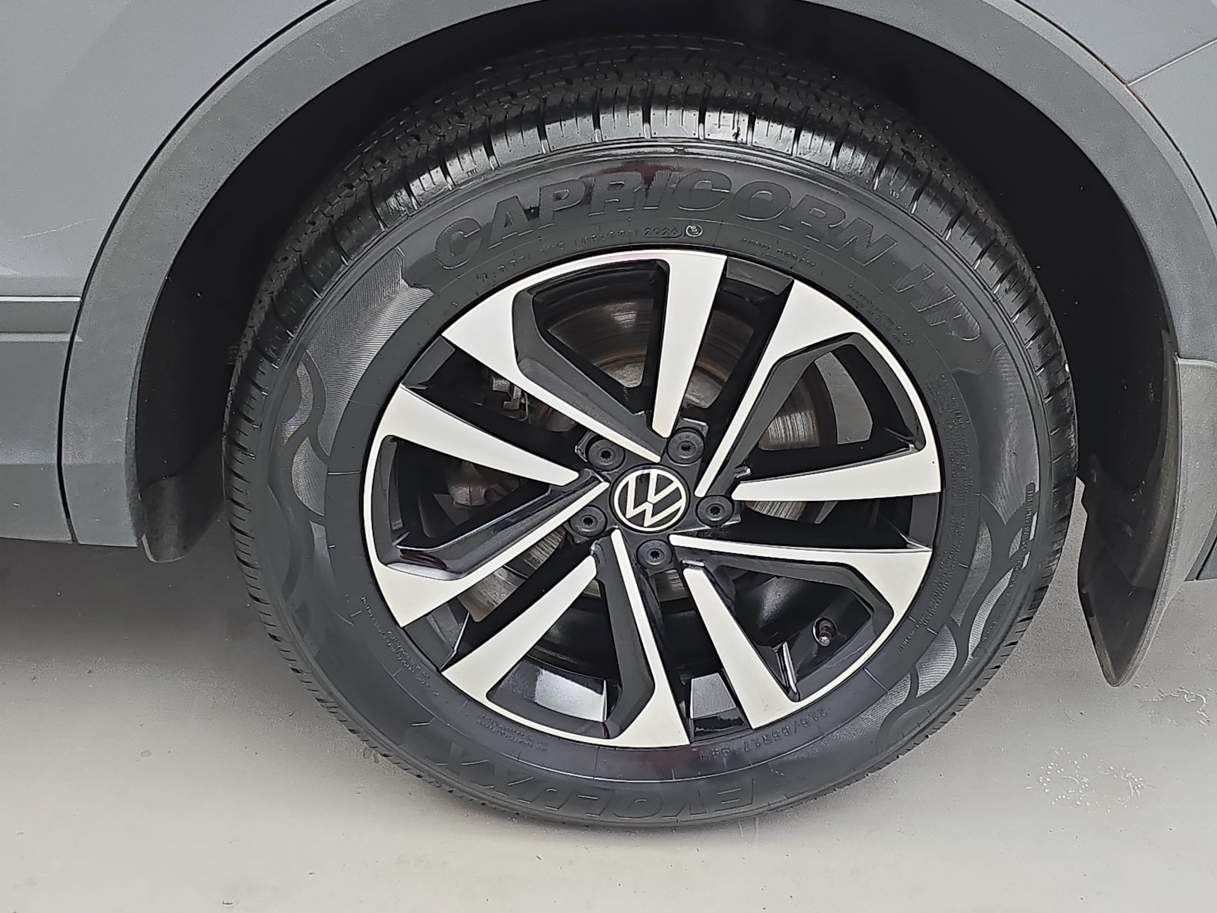 Used 2023 Volkswagen Tiguan S FWD image 33