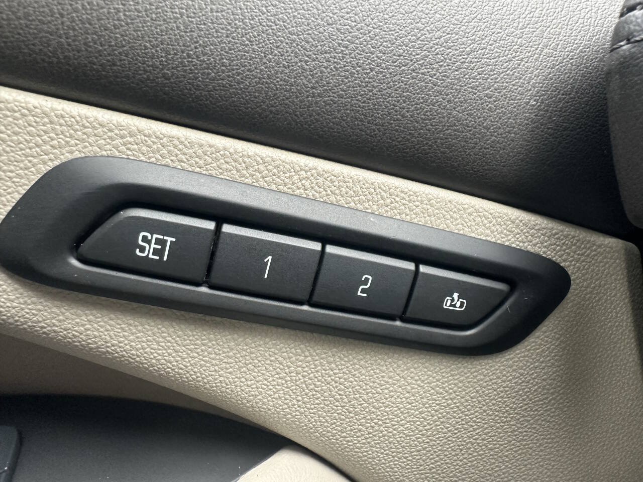 Used 2017 Buick LaCrosse Premium w/ Sun and Shade Package FWD image 23