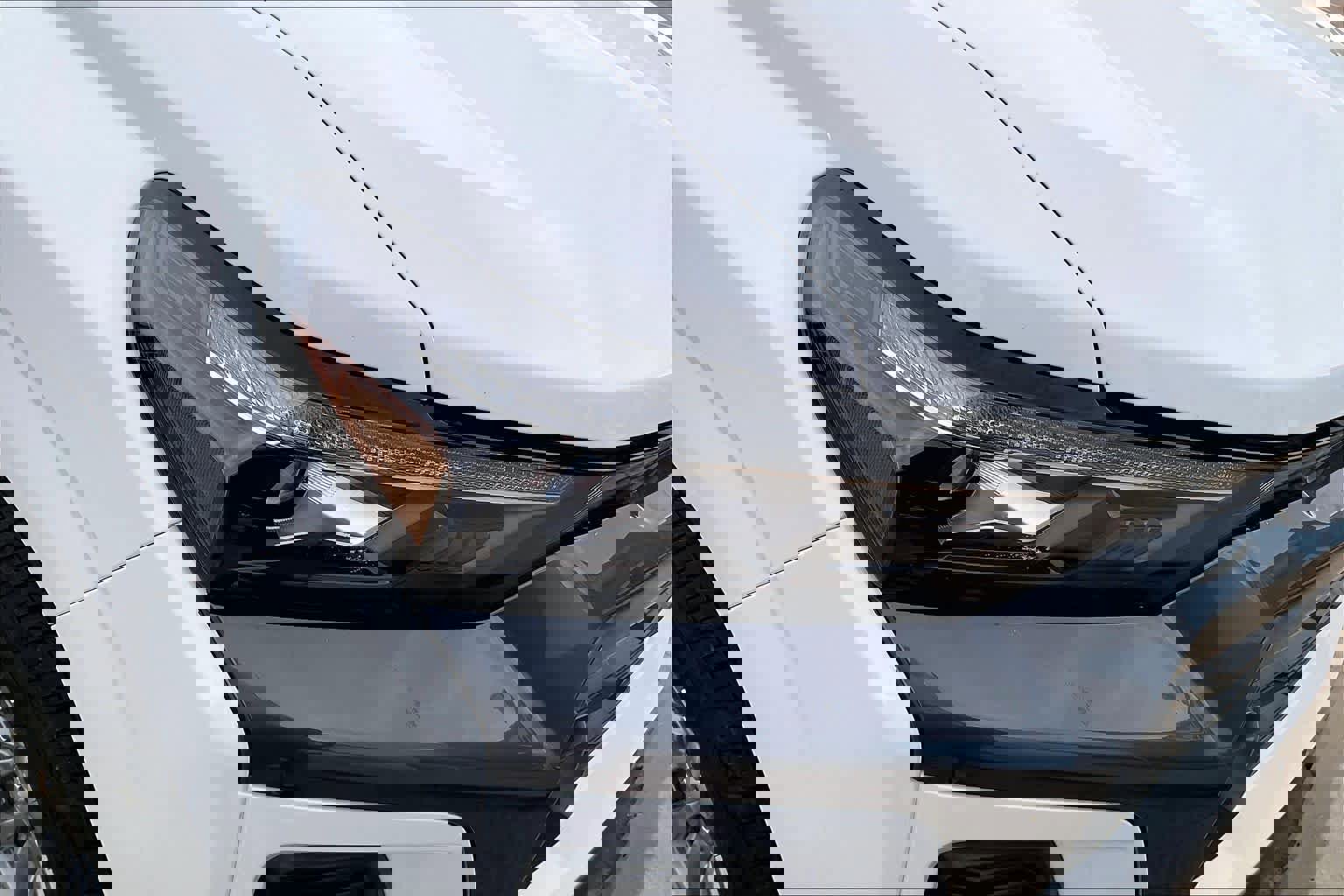 Certified 2024 Chevrolet Colorado LT w/ LT Convenience Package III image 26