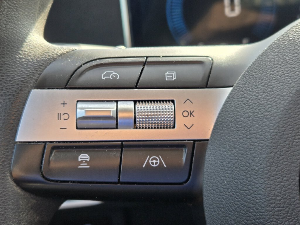 Certified 2025 Hyundai Sonata SEL AWD/4WD image 22