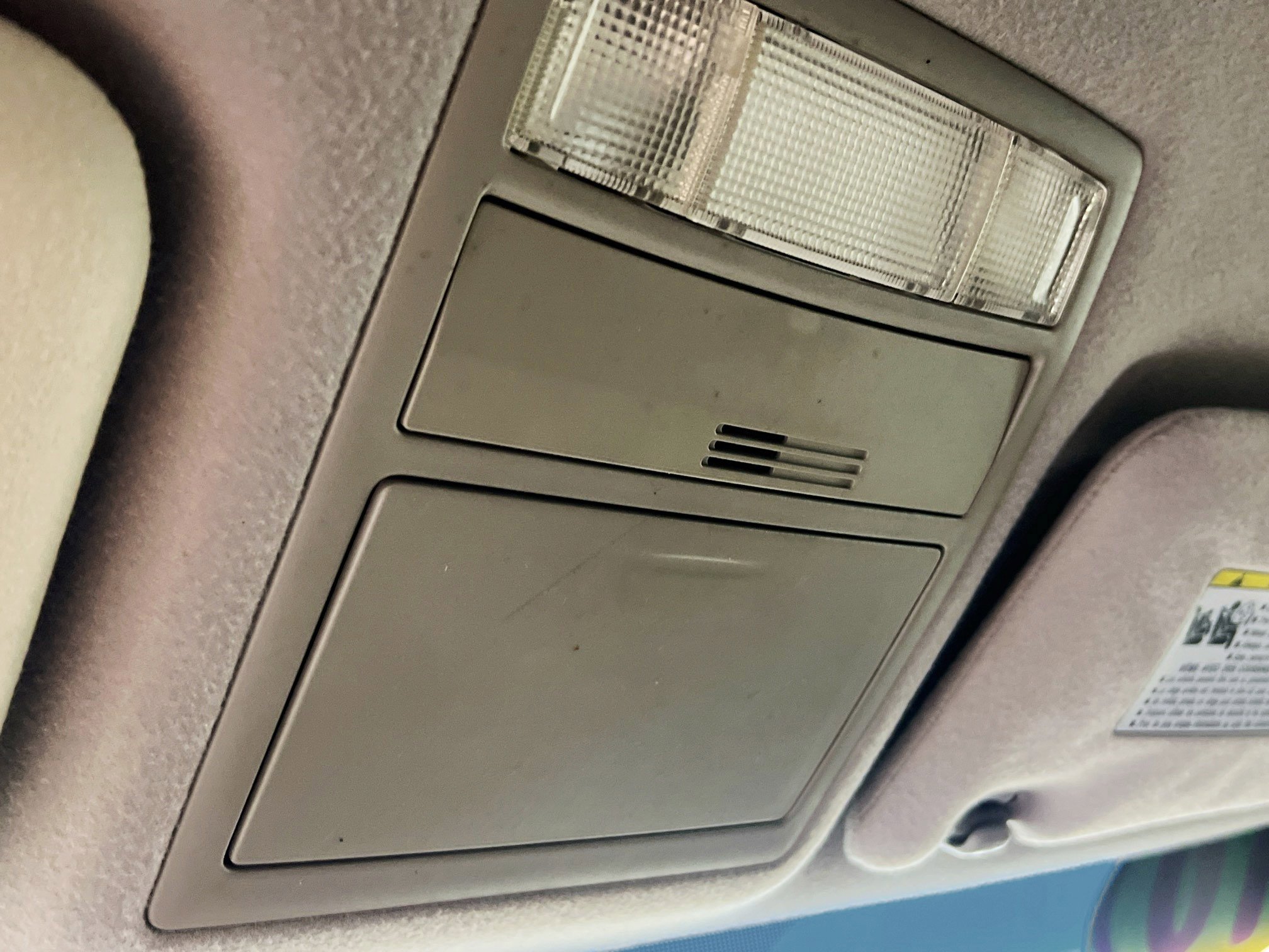 Used 2010 Toyota Camry LE FWD image 22