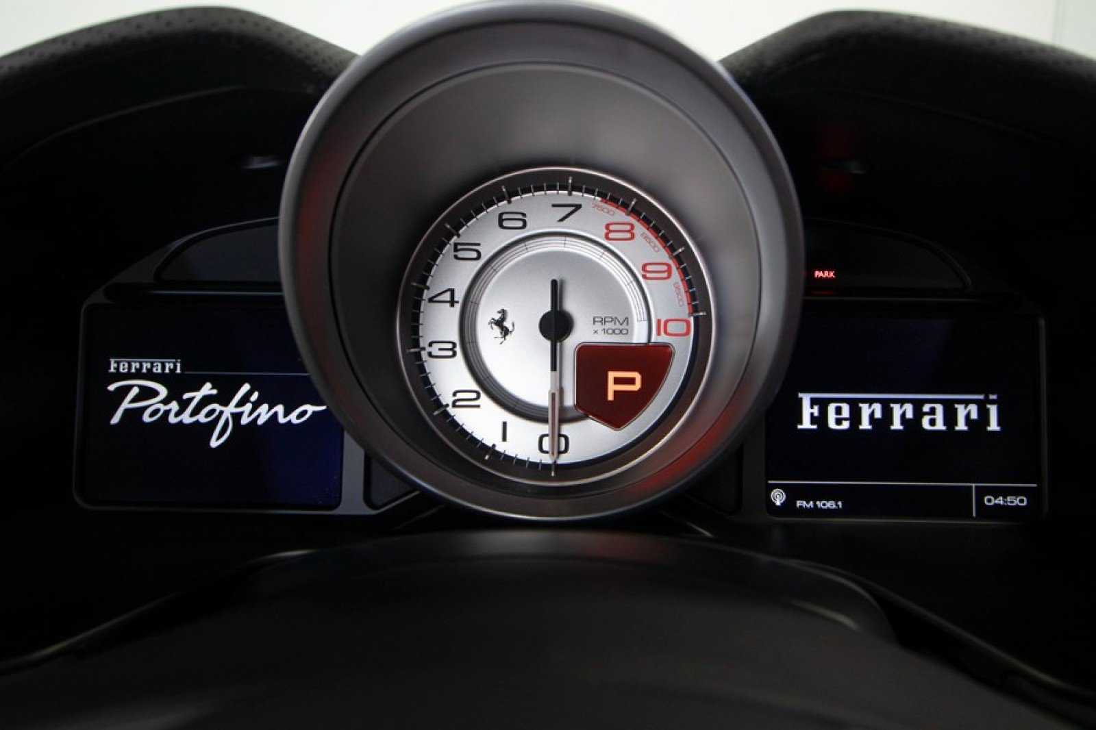 Used 2019 Ferrari Portofino image 26