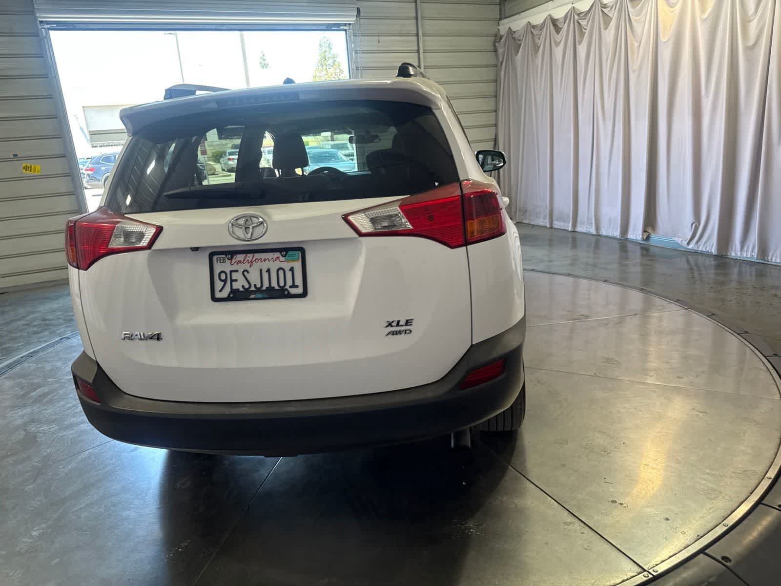 Used 2013 Toyota RAV4 XLE AWD/4WD image 6