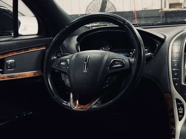 Used 2018 Lincoln MKX Reserve w/ Lincoln MKX Climate Package image 26