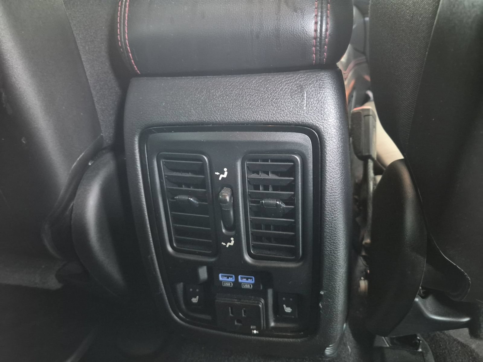 Used 2021 Dodge Durango R/T w/ Technology Group AWD/4WD image 9