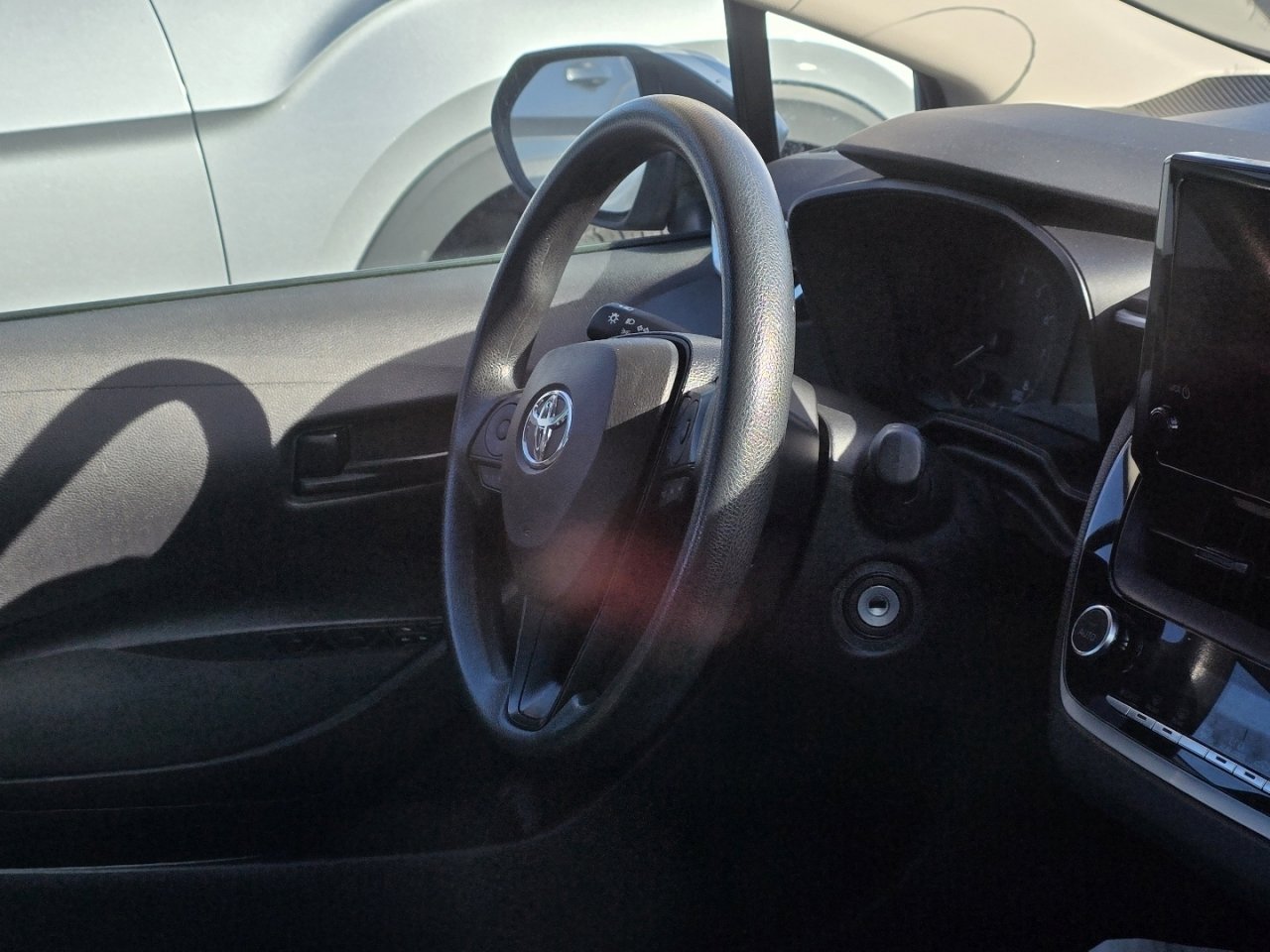 Used 2024 Toyota Corolla LE image 18