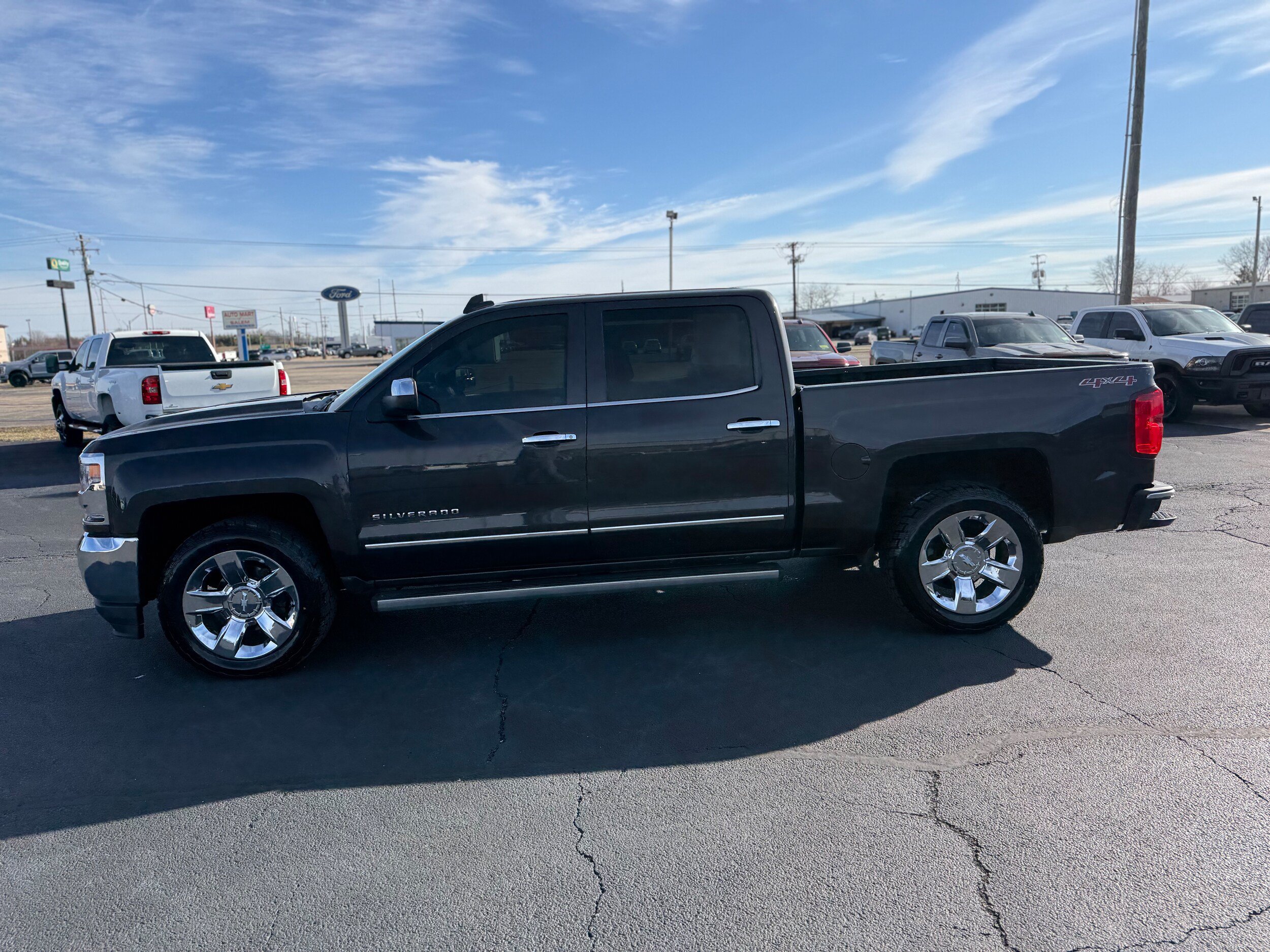 Used 2016 Chevrolet Silverado 1500 LTZ w/ LTZ Plus Package AWD/4WD image 4