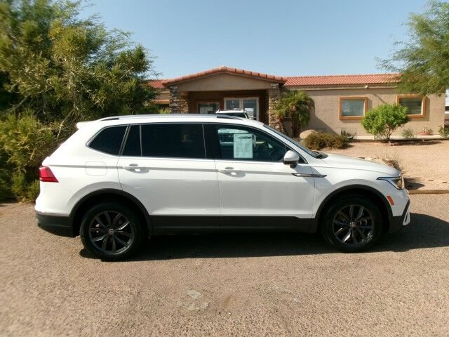 Used 2024 Volkswagen Tiguan Wolfsburg Edition AWD/4WD image 5