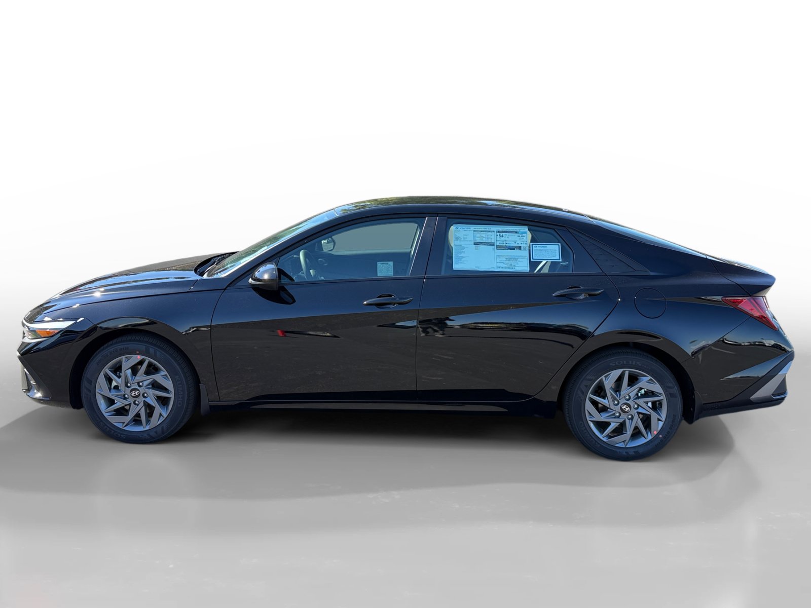 New 2026 Hyundai Elantra Hybrid FWD image 2
