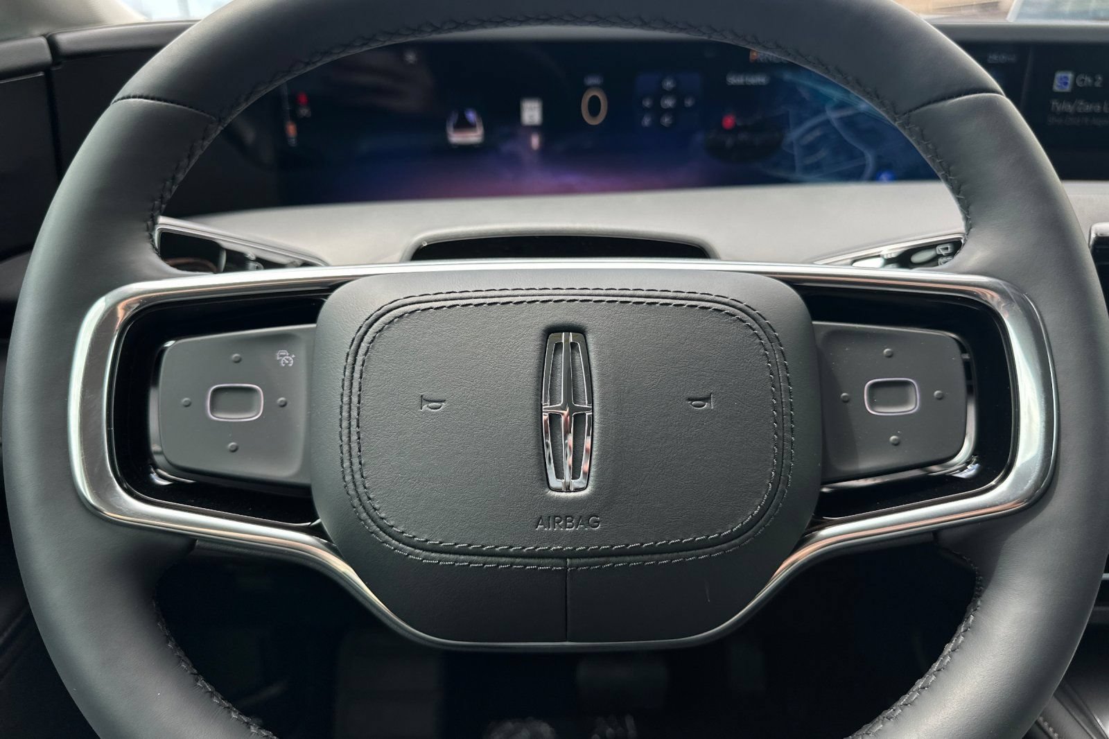New 2026 Lincoln Nautilus Reserve w/ Jet Appearance Package AWD/4WD image 23