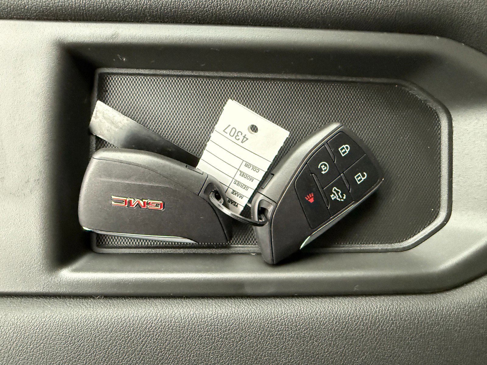 New 2026 GMC Sierra 3500 SLE w/ Preferred Package image 34