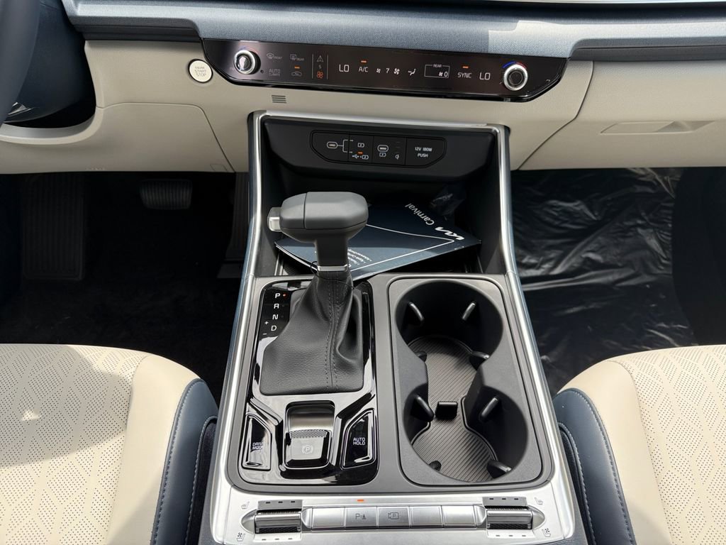 New 2026 Kia Carnival SX FWD image 11