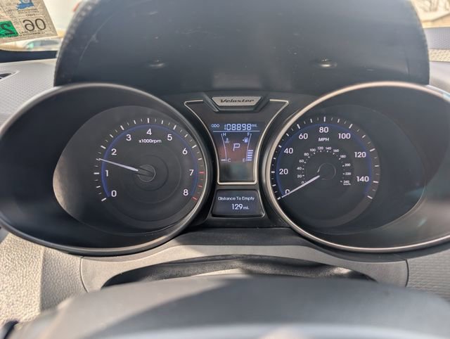 Used 2014 Hyundai Veloster Turbo image 11