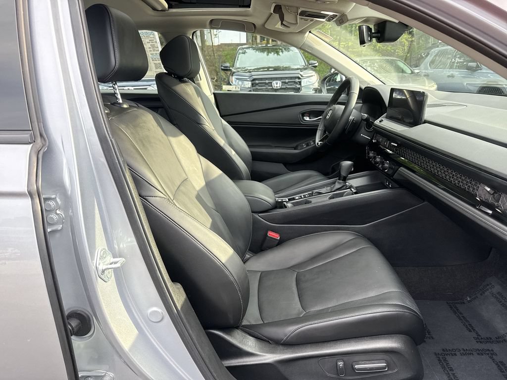Used 2023 Honda Accord EX-L image 24