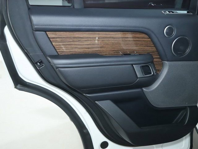Used 2019 Land Rover Range Rover image 35